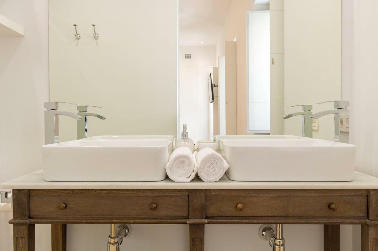 Апартаменты Ohliving Santa Cruz Севилья Экстерьер фото